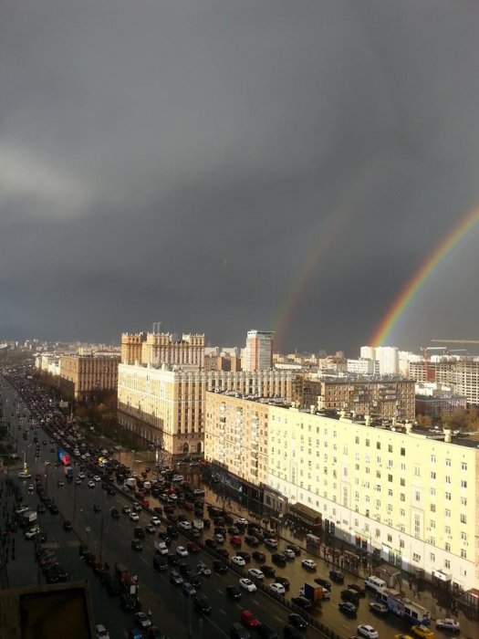 Радуга в Москве (фото), а какие у вас есть снимки радуги?