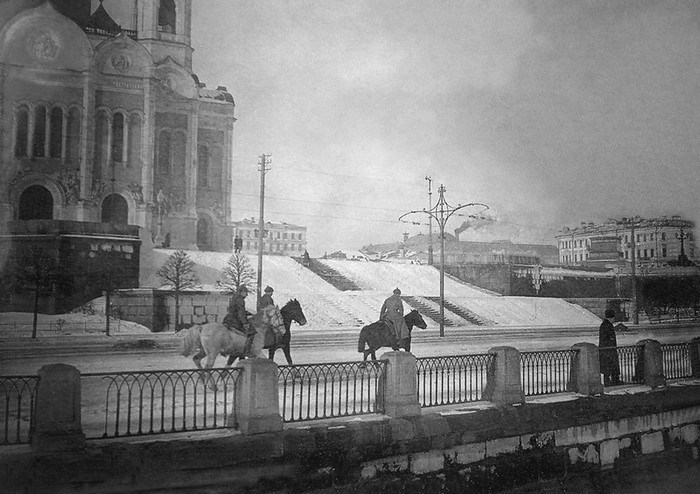Илья Ильф фотографирует Москву