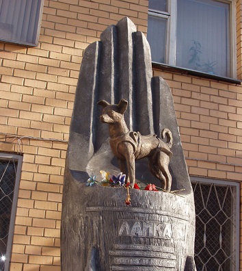 Все памятники животным в Москве