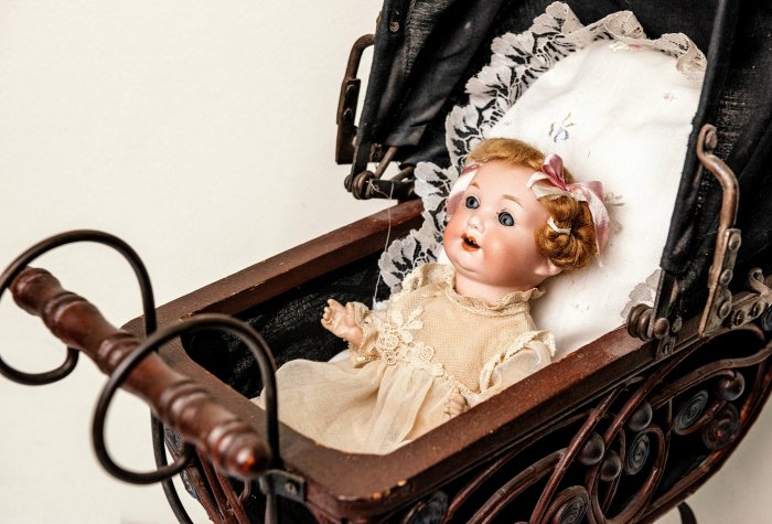 Выставка–продажа авторских кукол и дизайнерских игрушек «Царская Ёлка»