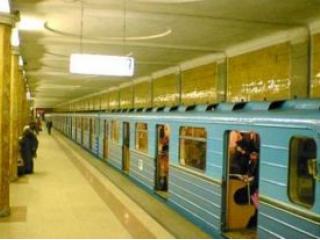 Сколько человек в день обслуживает метро Москвы?