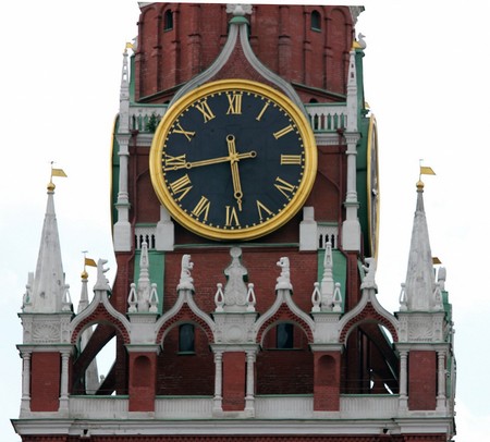 Спасская башня и часы-куранты