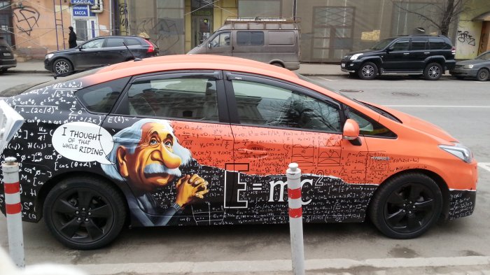 Рисунки на автомобилях в Москве