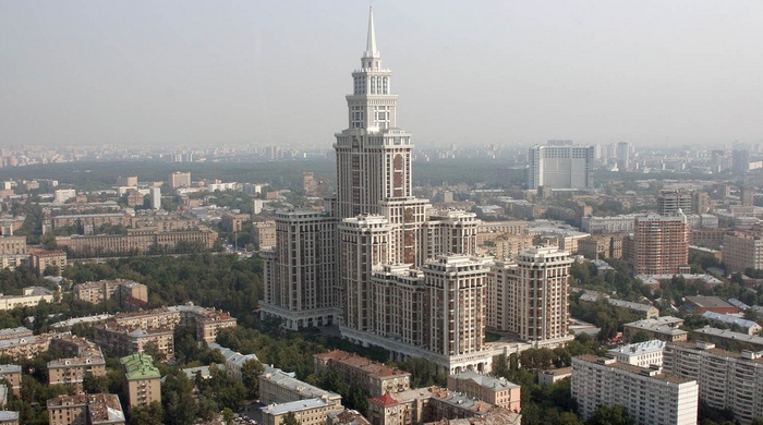 Триумф-Палас - небоскреб в Москве
